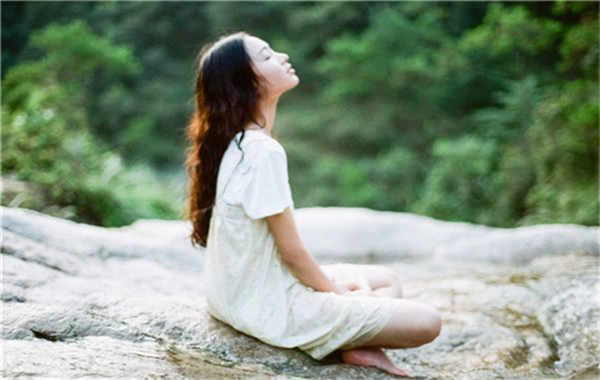 凌云抽血鉴定胎儿性别费用(做胎儿性别鉴定费用多少钱)
